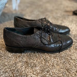 Stuart Weitzman lace up shoe